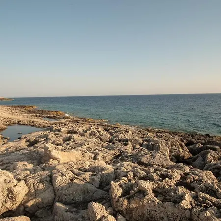 Caravan Fishing Spot Porto Roxa Agios Leon