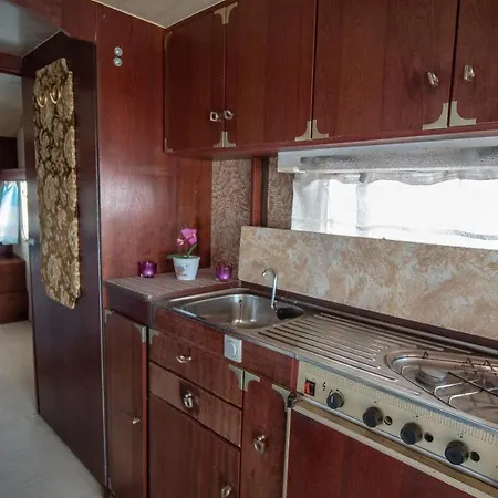 Caravan Fishing Spot Porto Roxa Agios Leon