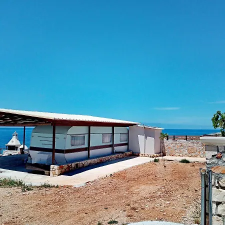 Caravan Fishing Spot Porto Roxa Апартаменты *