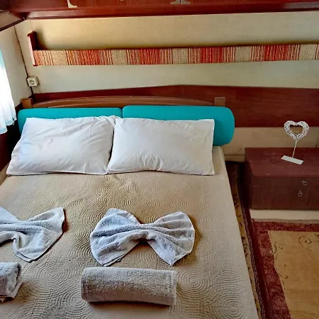 Caravan Fishing Spot Porto Roxa Апартаменты *